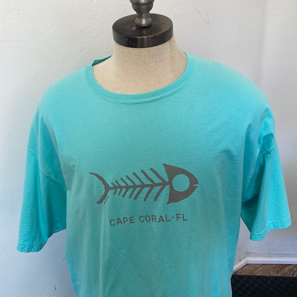 fish bone light green short sleeve Tshirt from Cape Coral FL size 2XL